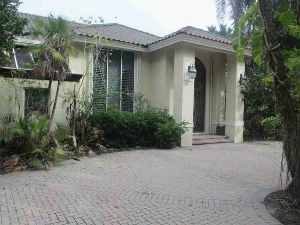 Palm Beach Gardens Florida - Bell1