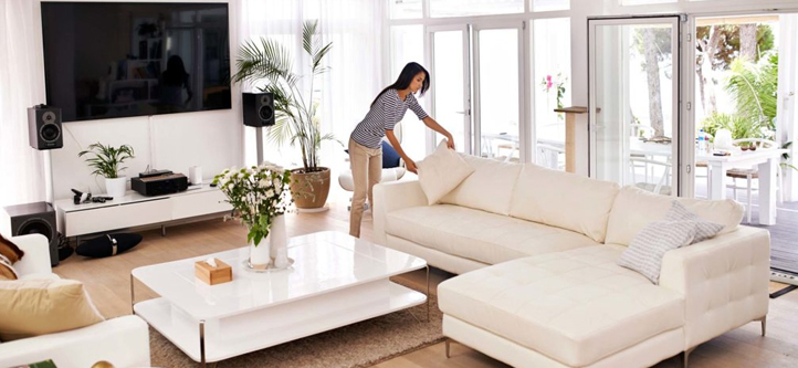 Hiring a staging professional to sell your house faster