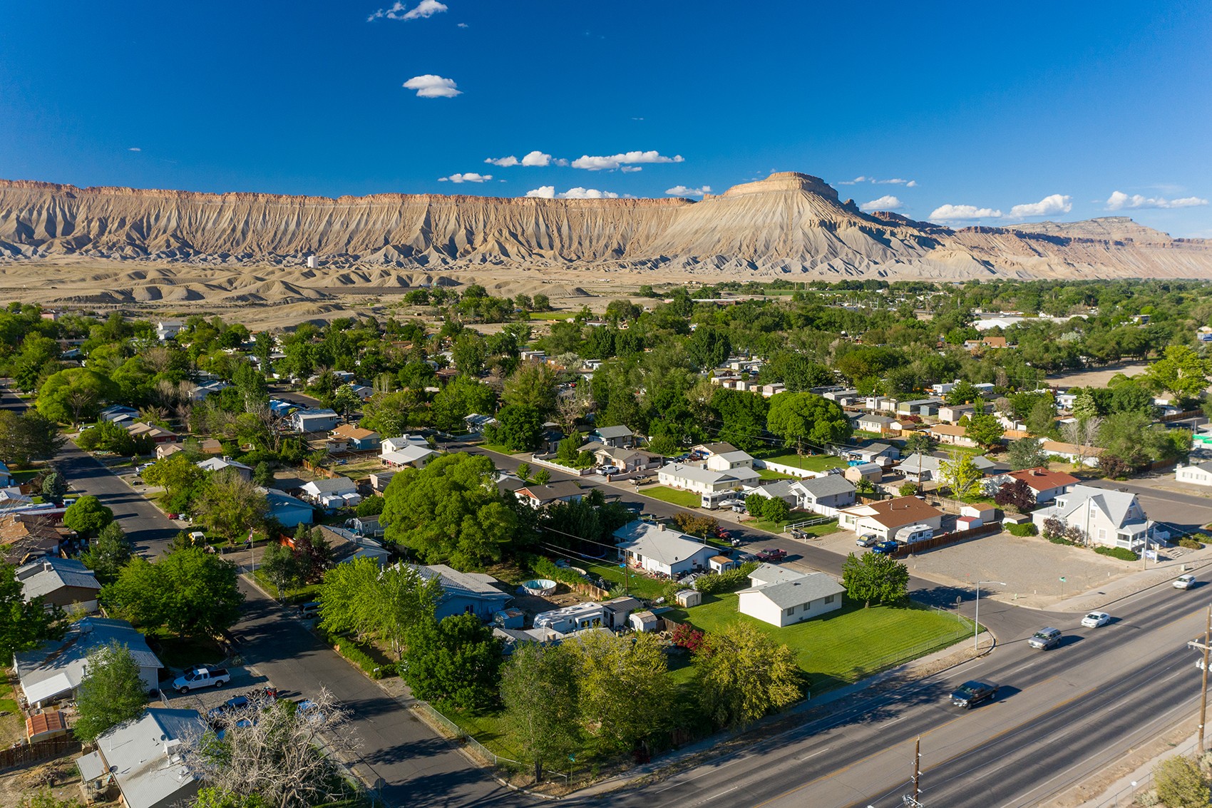 mountain overlooking colorado hard money lenders